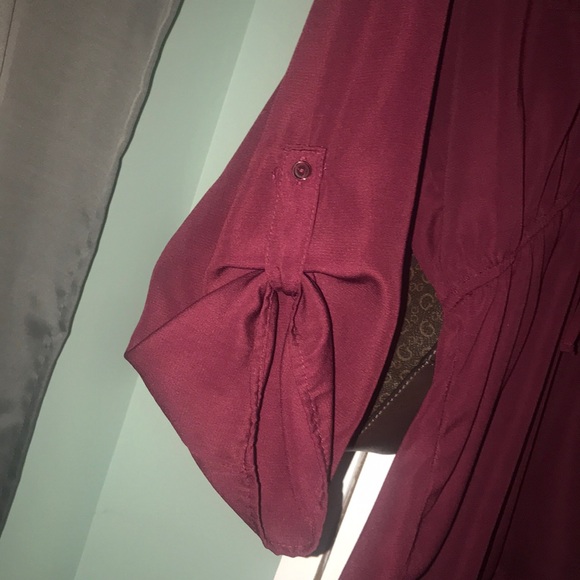 Very pretty wine red, shirt - Picture 3 of 3
